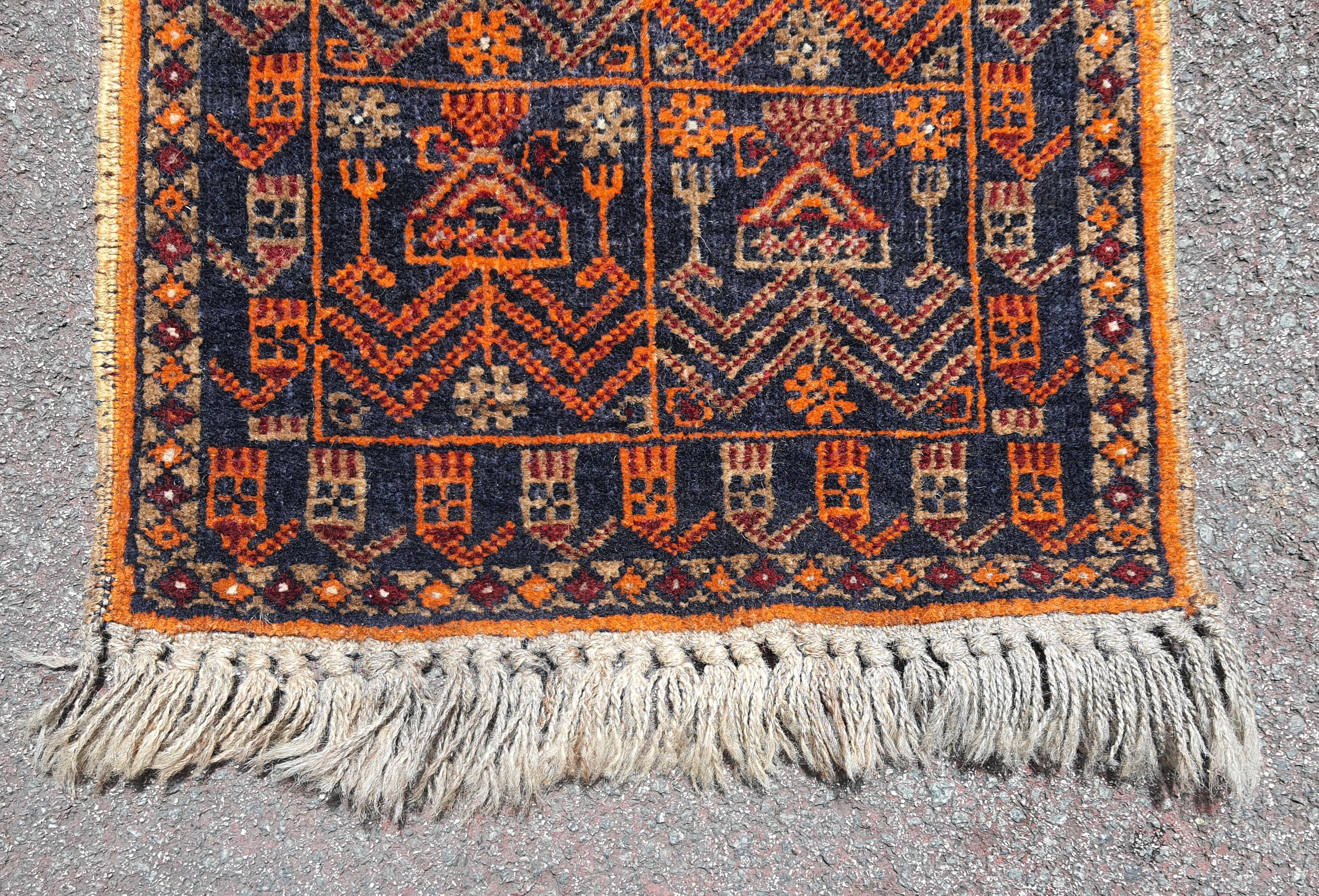 Carpet in handmade wool Malayer, Iran 46.5x75 cm