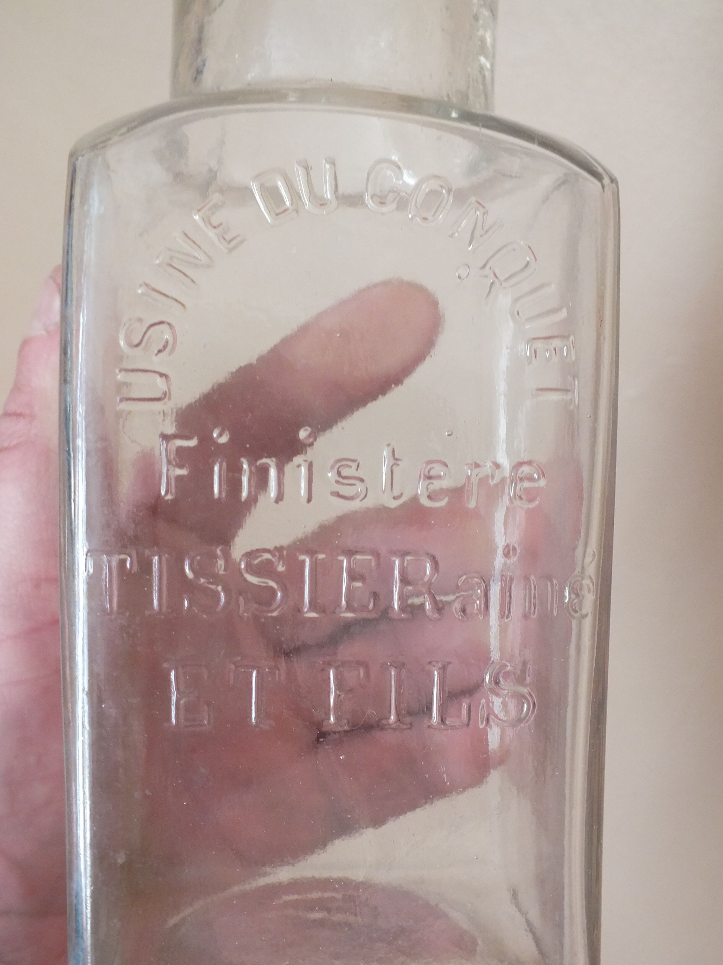 Set of 4 bottles with iode and ancient tissier le conquet seaweed