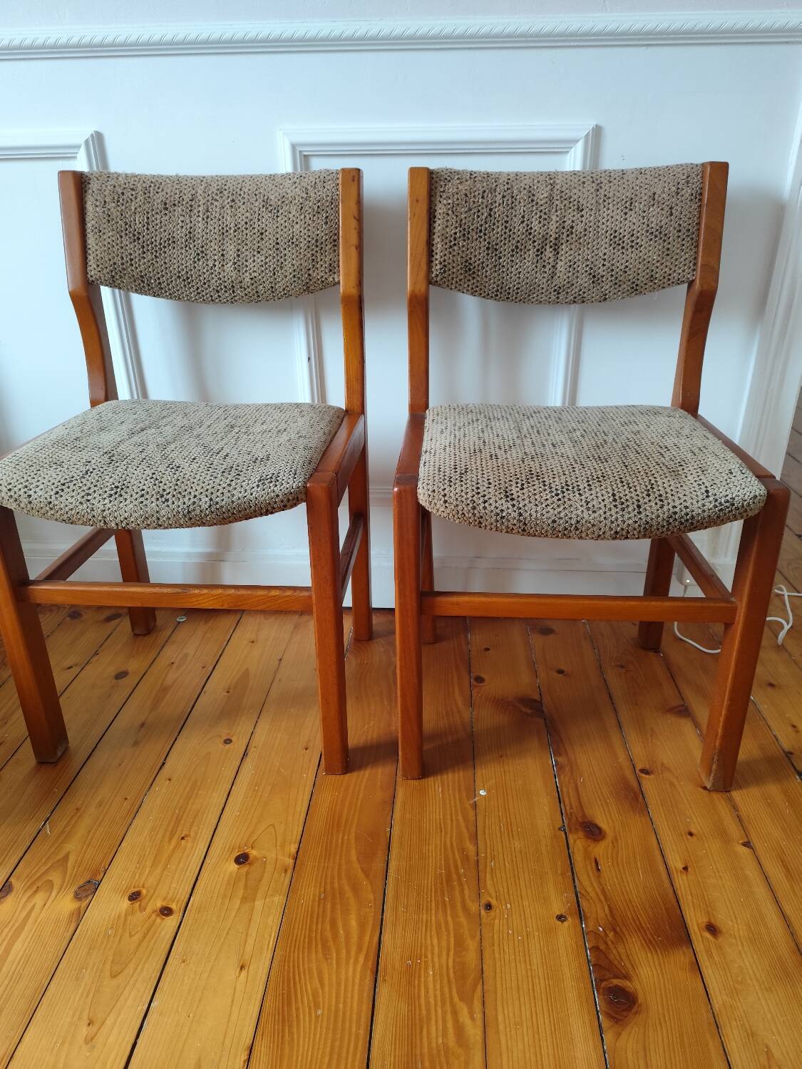 Paire de chaise vintage en bois label NF