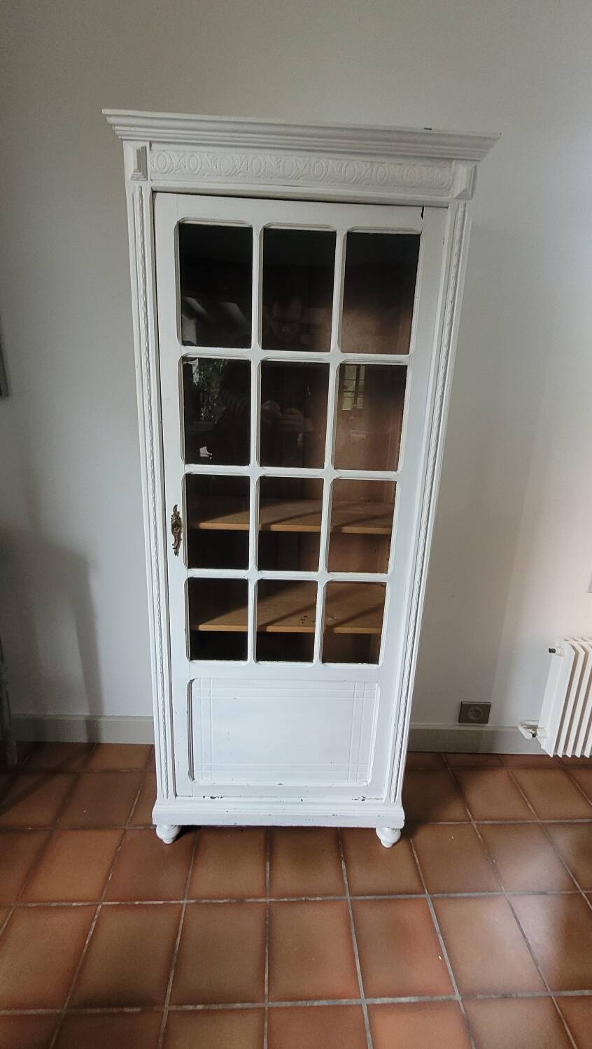 Armoire parisienne bonnetière vitrée