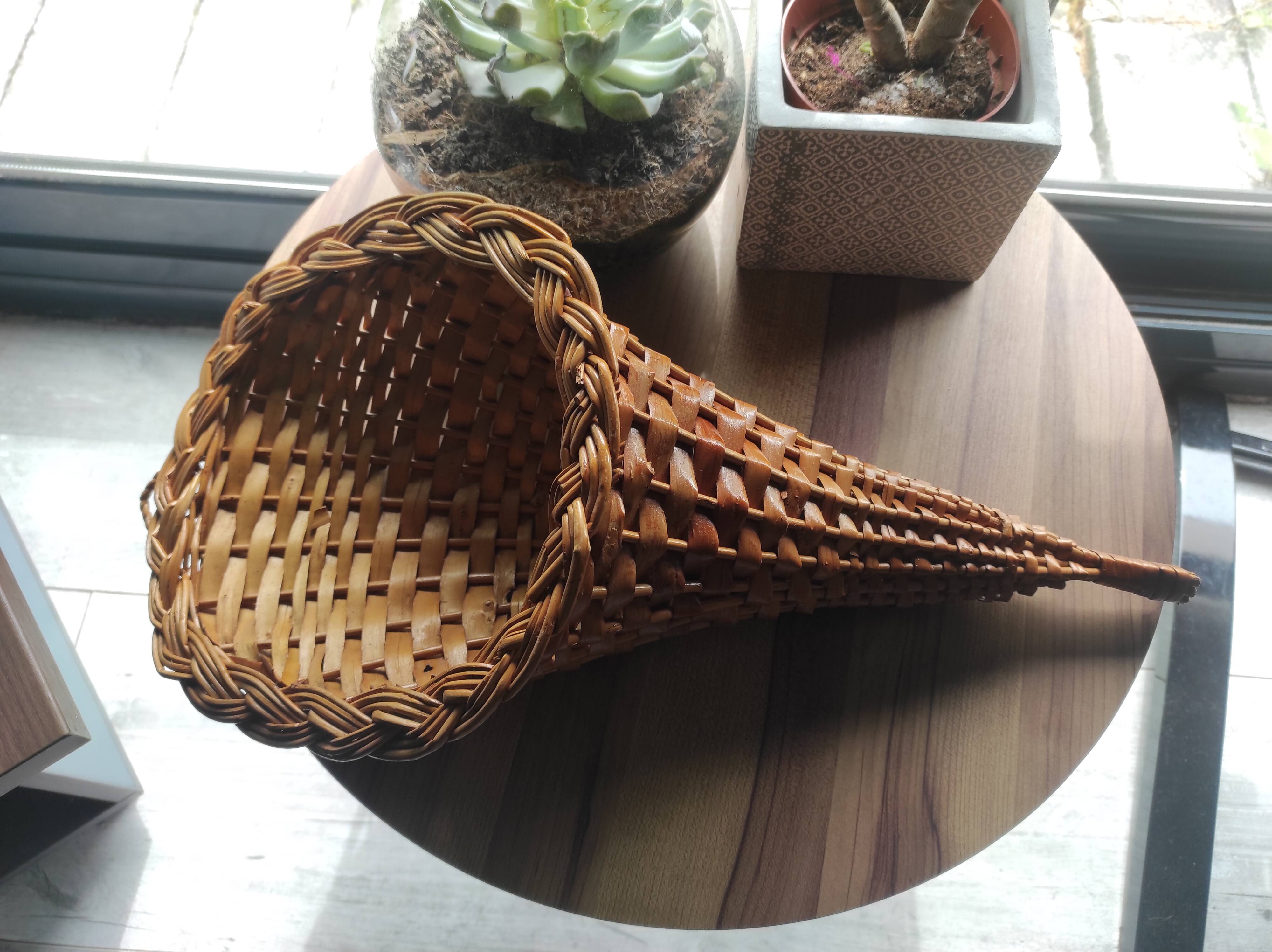 Large vintage woven wicker basket, cornucopia shape, to hang