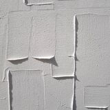 Lot de deux tableaux abstraits monochromes noir et blanc