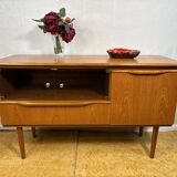 Mid-Century Retro Vintage Teak TV Unit / Media Cabinet by Sakol 1970  Compa
