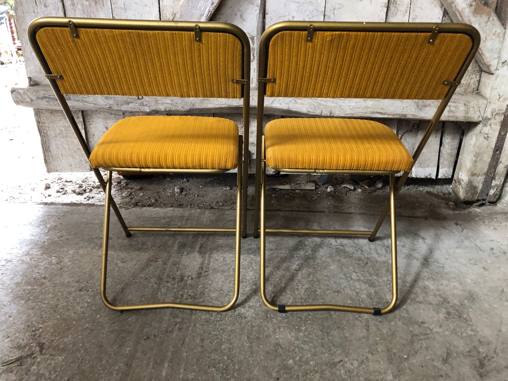 Pair old folding chair lafuma golden metal & vintage yellow fabric