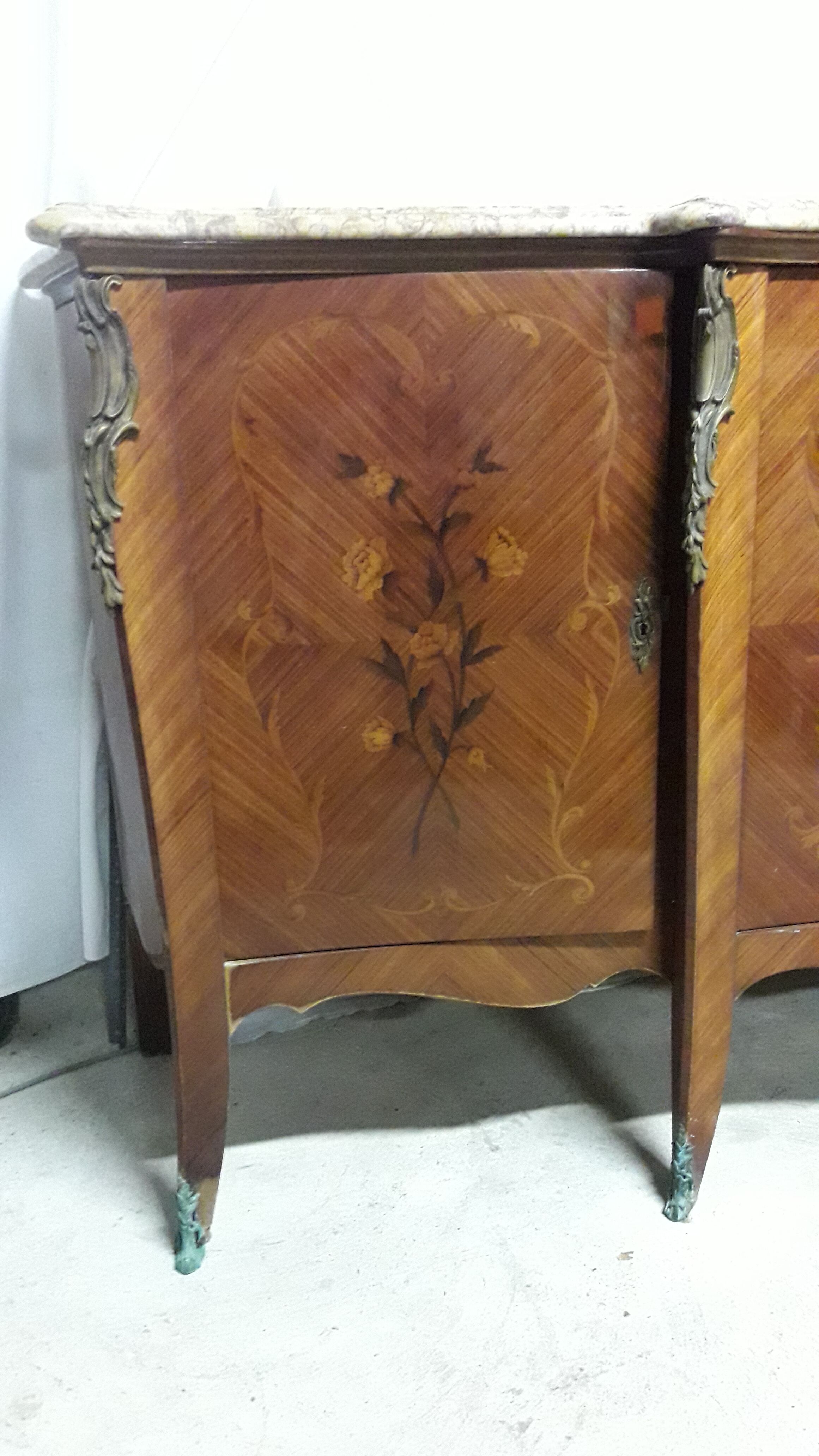 Low bronze marquèterie and marble top