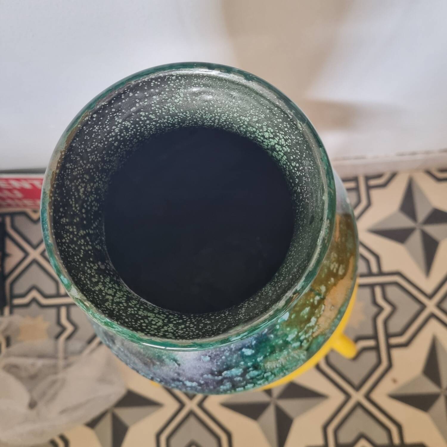 Glazed glass vase Signed Laque Line H 40cm