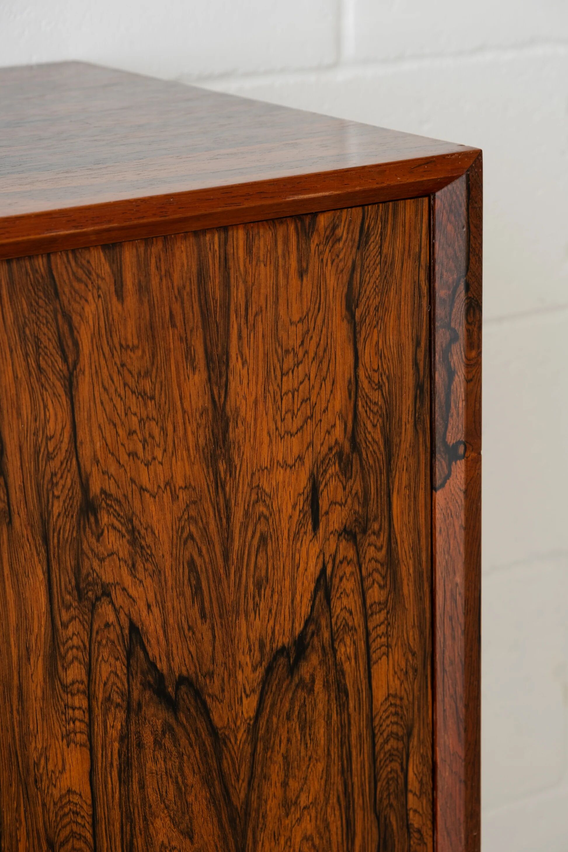 Cabinet en palissandre danois