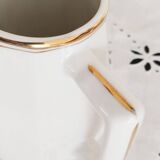 Set of 3 white and gold bistro coffee cups and coffee pot, in porcelain