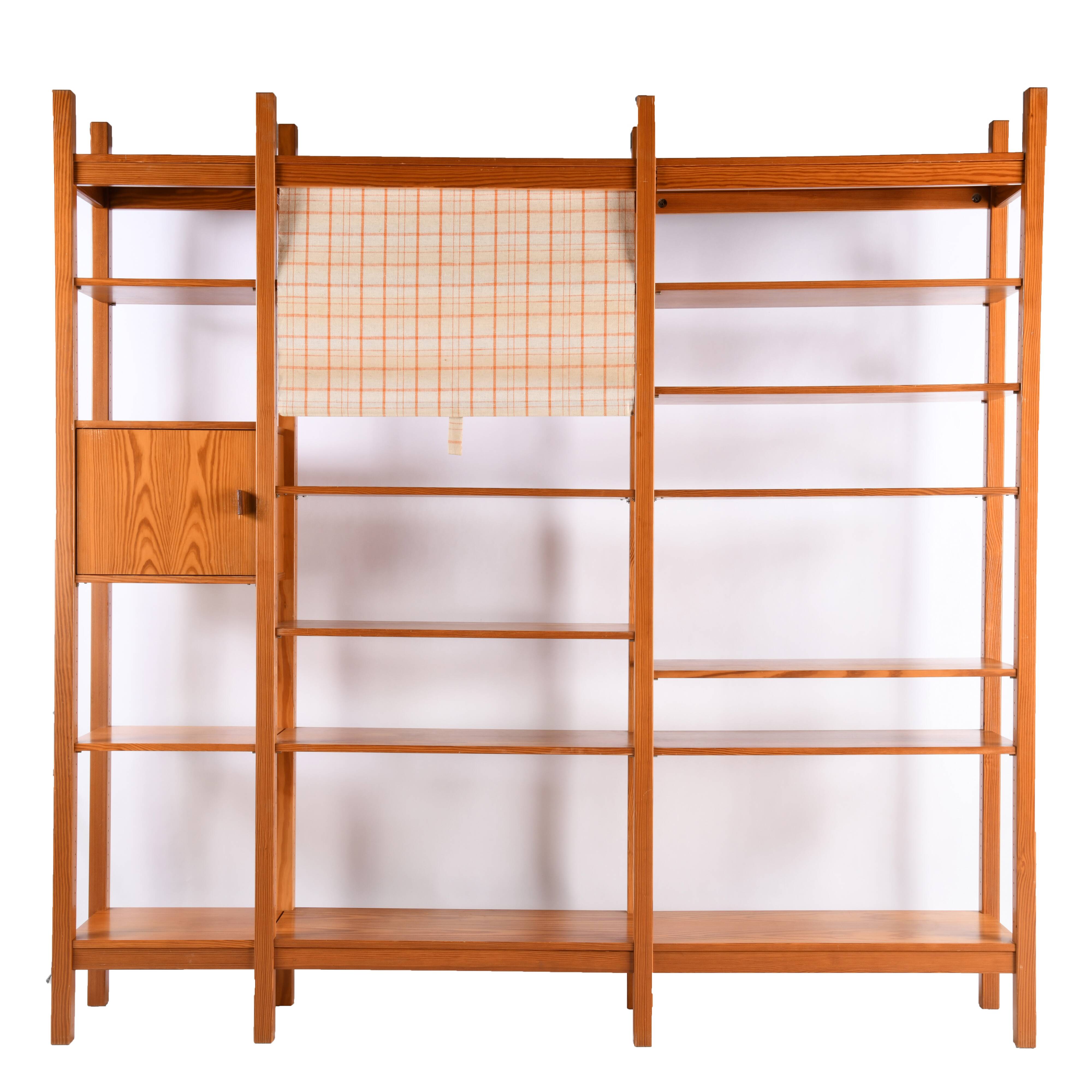 Pine bookshelf library