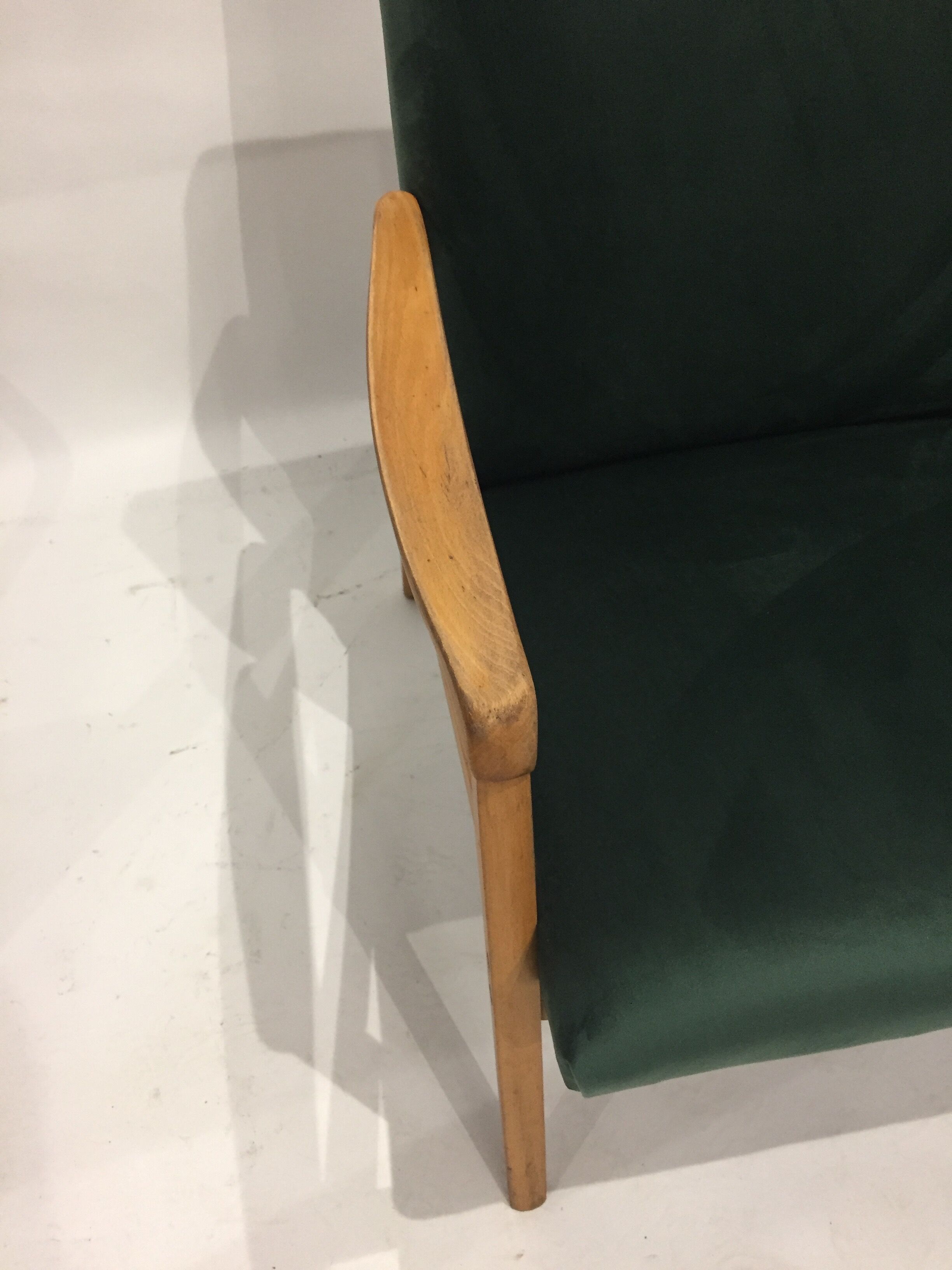 60s chair in green velvet