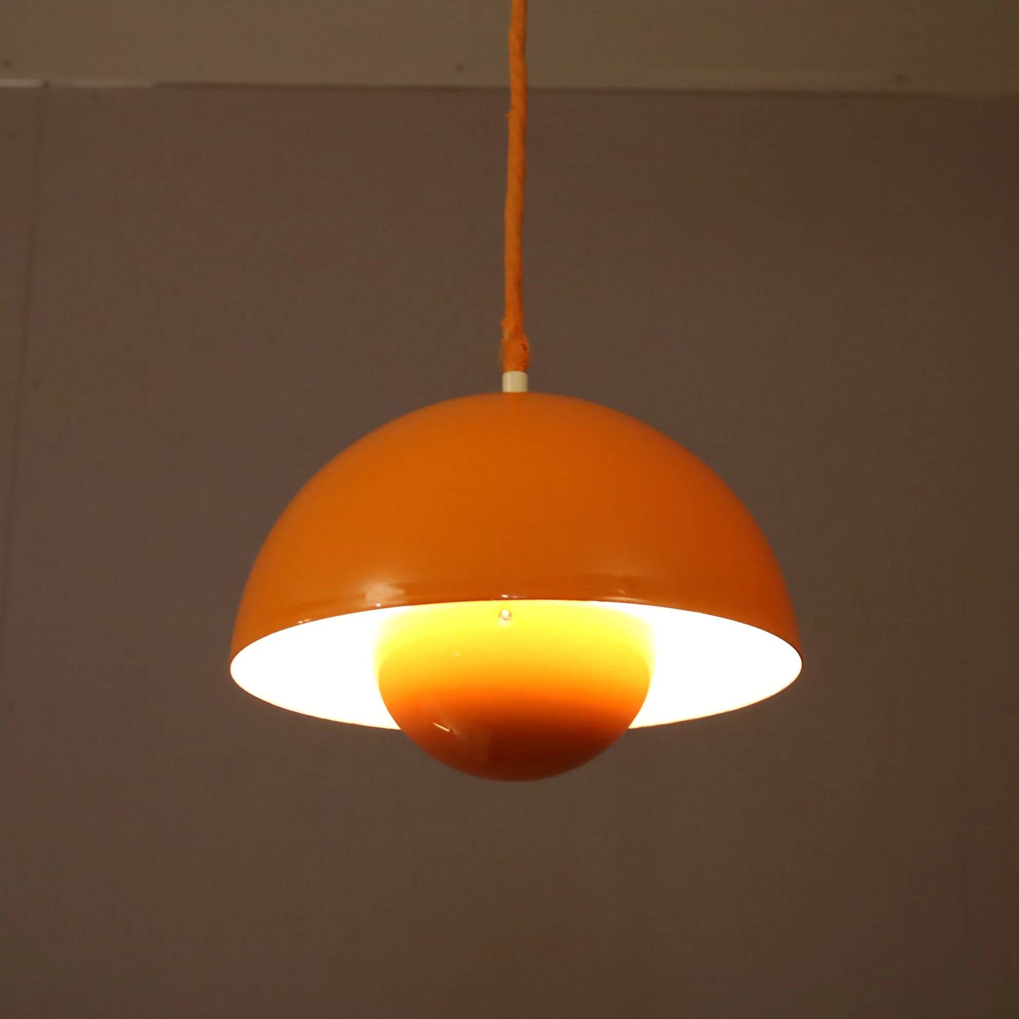 1970s "Flower Pot" hanging lamp by Verner Panton for Louis Poulsen, Denmark