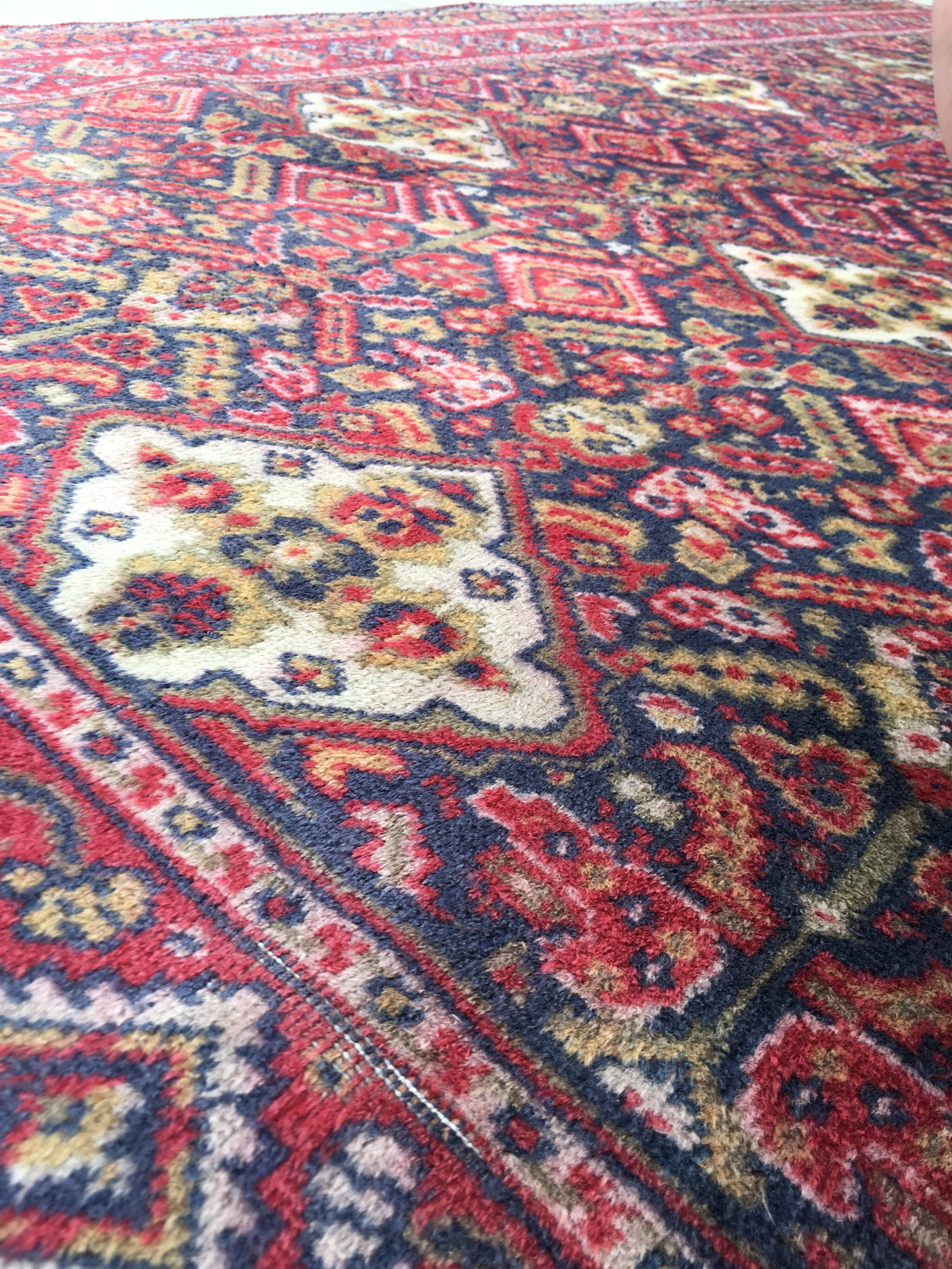 Sedan dot carpet 200x295cm