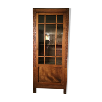 Art Deco style showcase