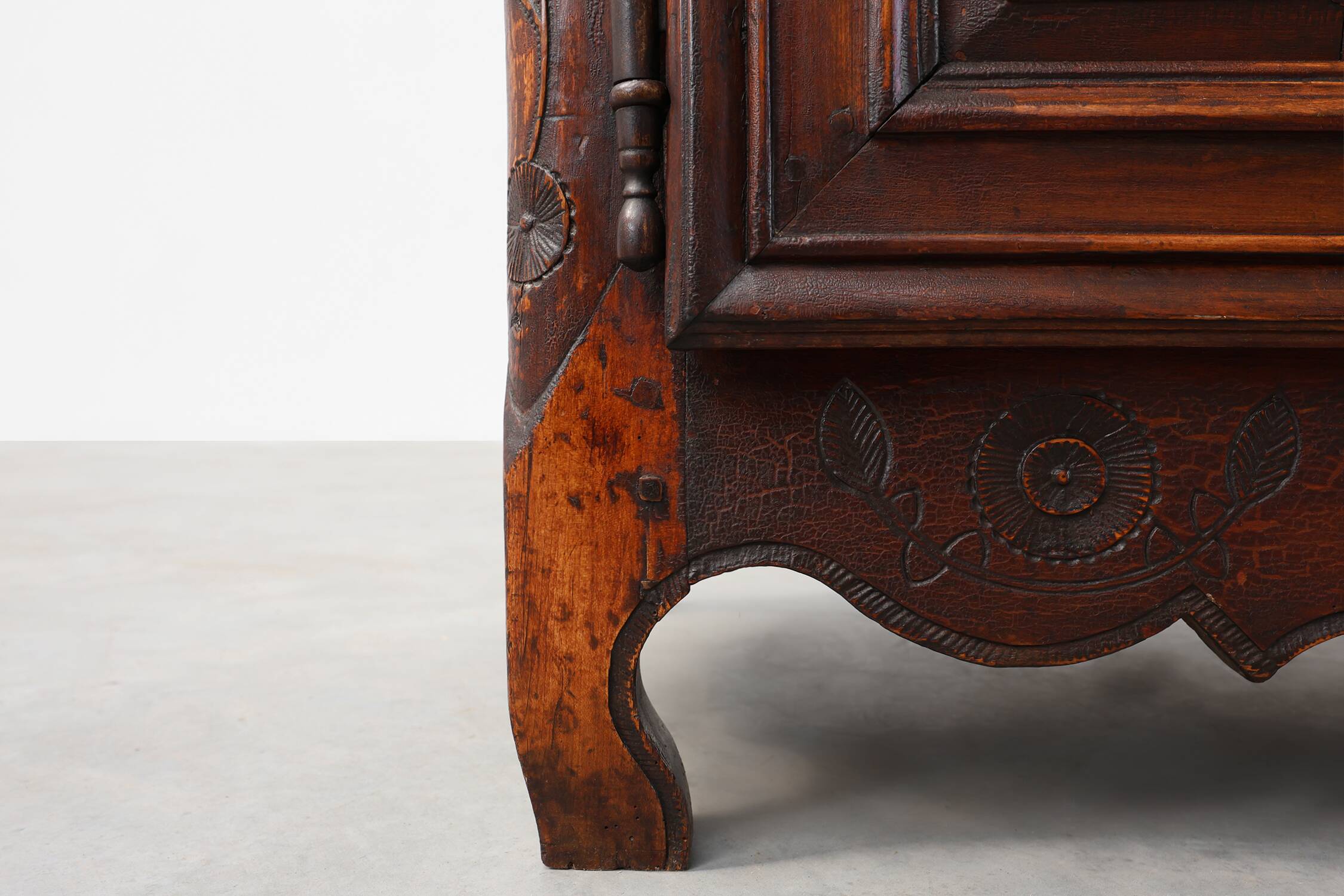 Rare French provincial carved cabinet or buffet with great patina, dated 18