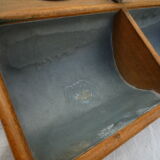 Former counter, wood and metal mint