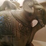 Duo of elephant lamps in cermal