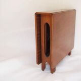 Folding table, with 2 Sfellers