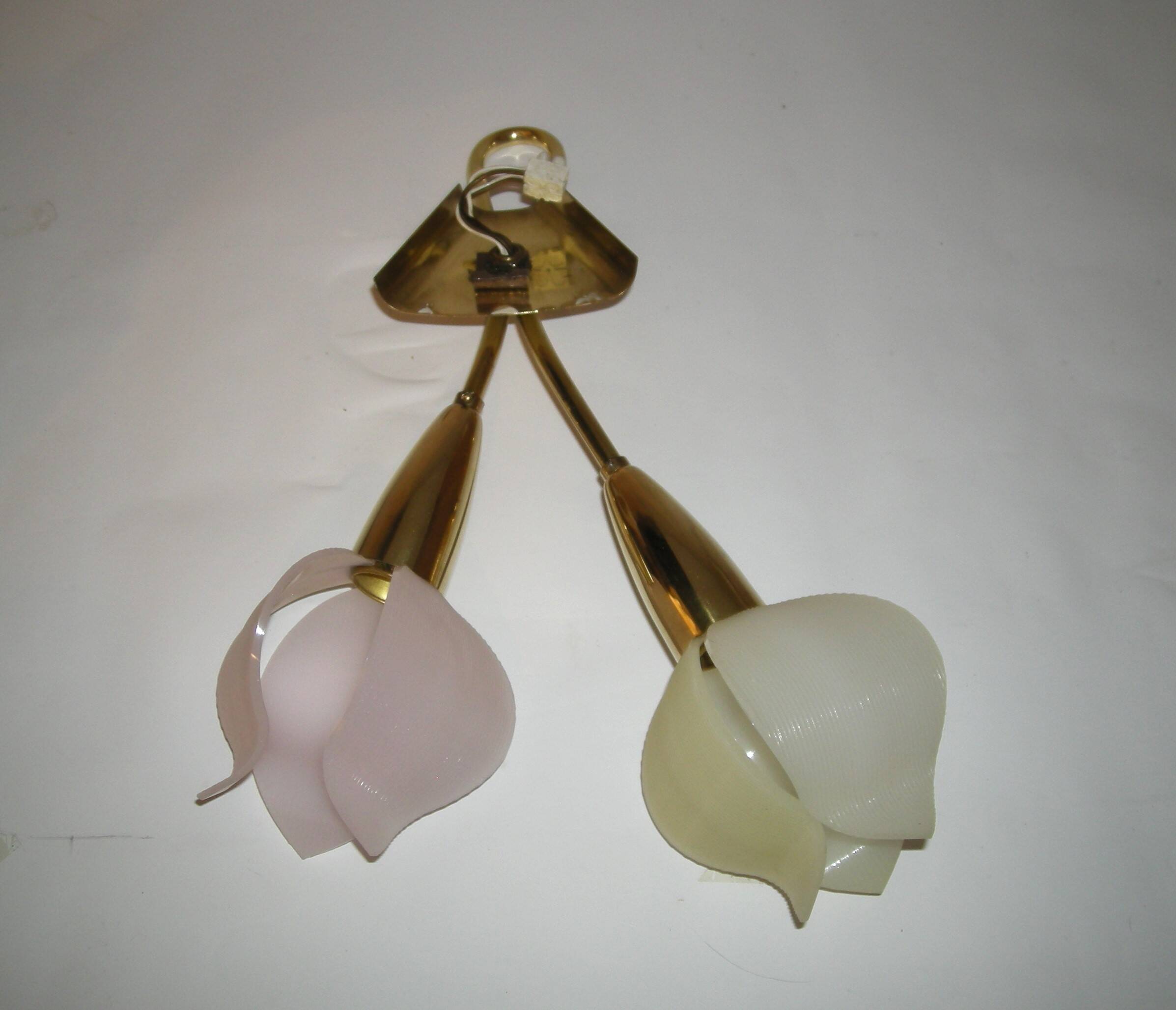 Double flower wall light from the 1950s.