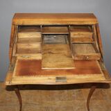 Bureau dos d'âne Louis XV en noyer XVIII siècle