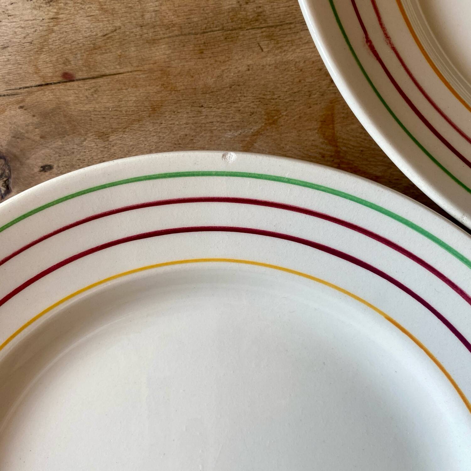 Set of 12 vintage flat plates, Jeannio de Gien model