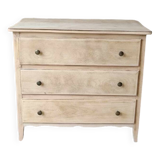Wooden chest of drawers