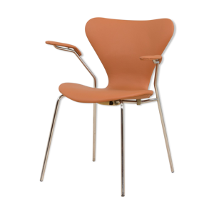chaise série 7 modèle