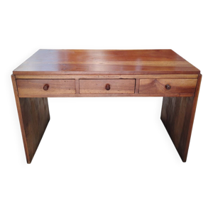 Bureau moderniste en
