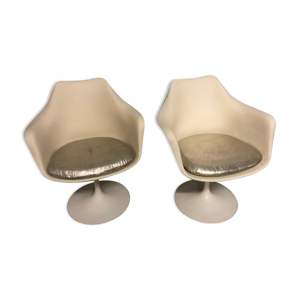 Paire de fauteuils Tulip