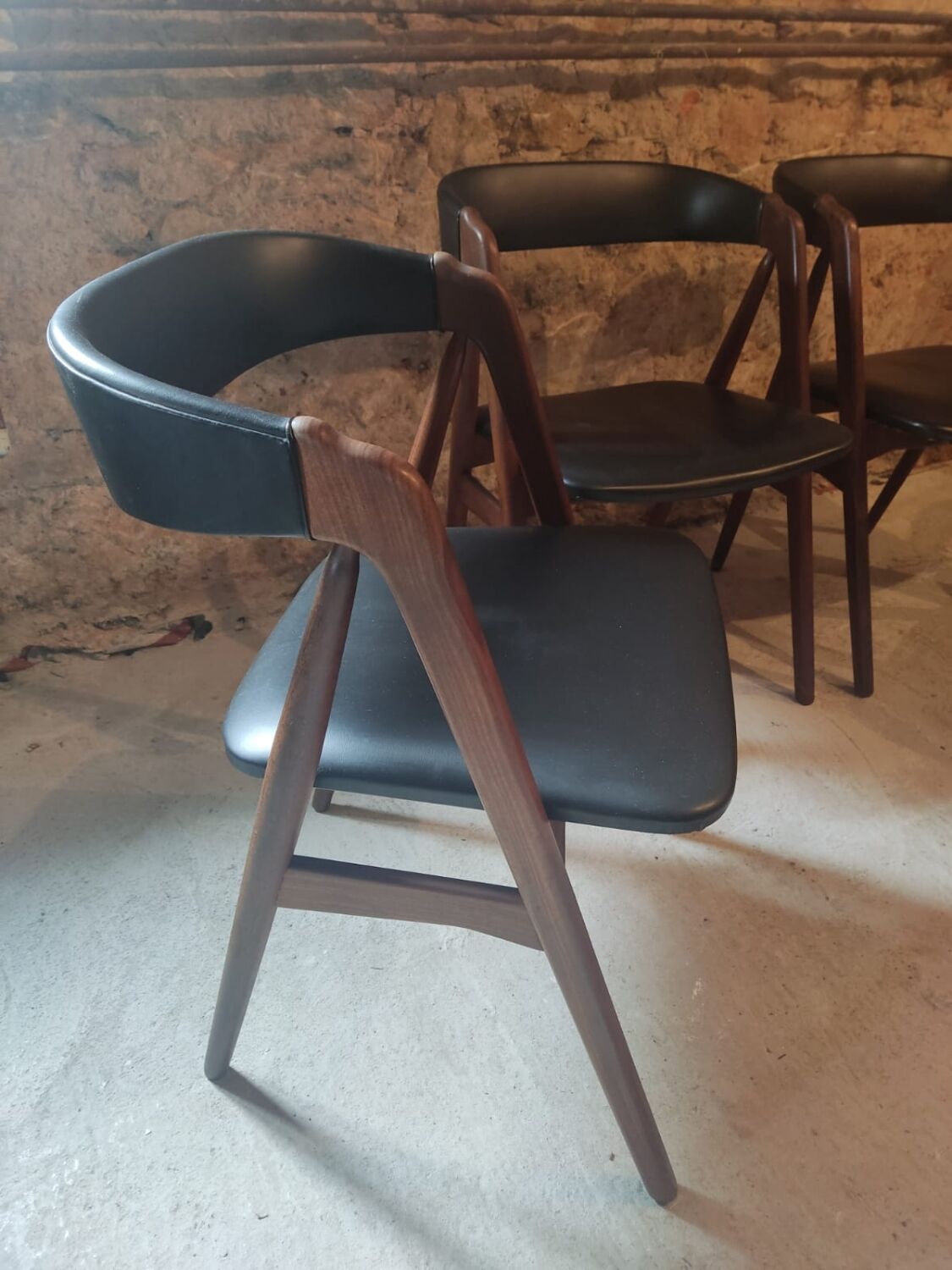 Set of 4 Scandinavian chairs
