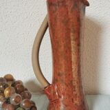Free-form sandstone pitcher