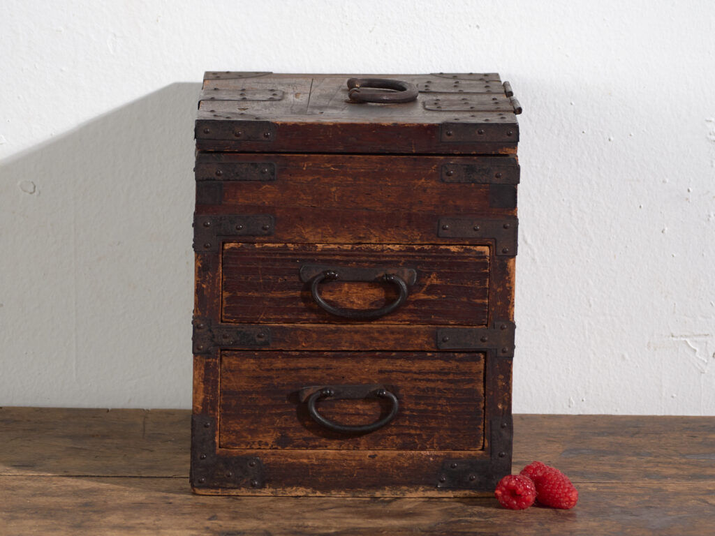 Japanese ko-dansu with hinged lid and paulownia wood drawers, Meiji–Taishō period, circa 1868–1926.