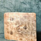 Table tripode bois design Brutaliste