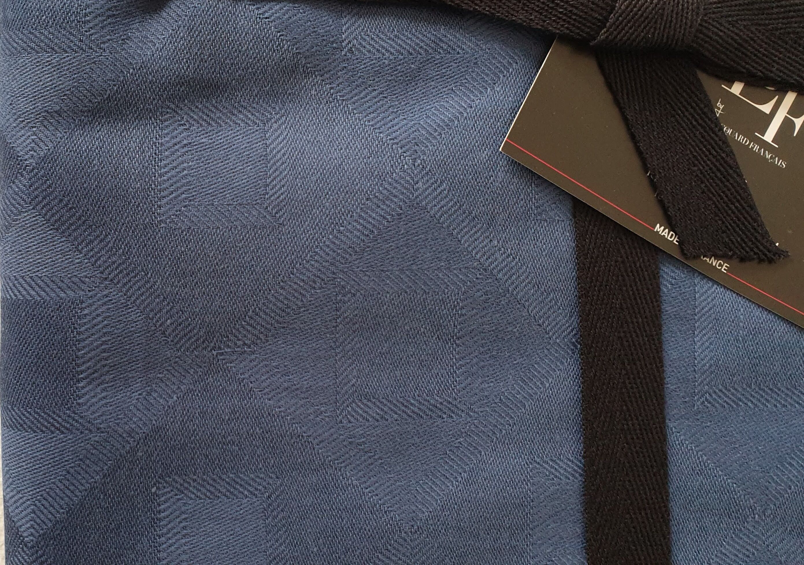 Le Jacquard Français nappe Cubic 100 % coton