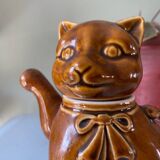 Cat teapot