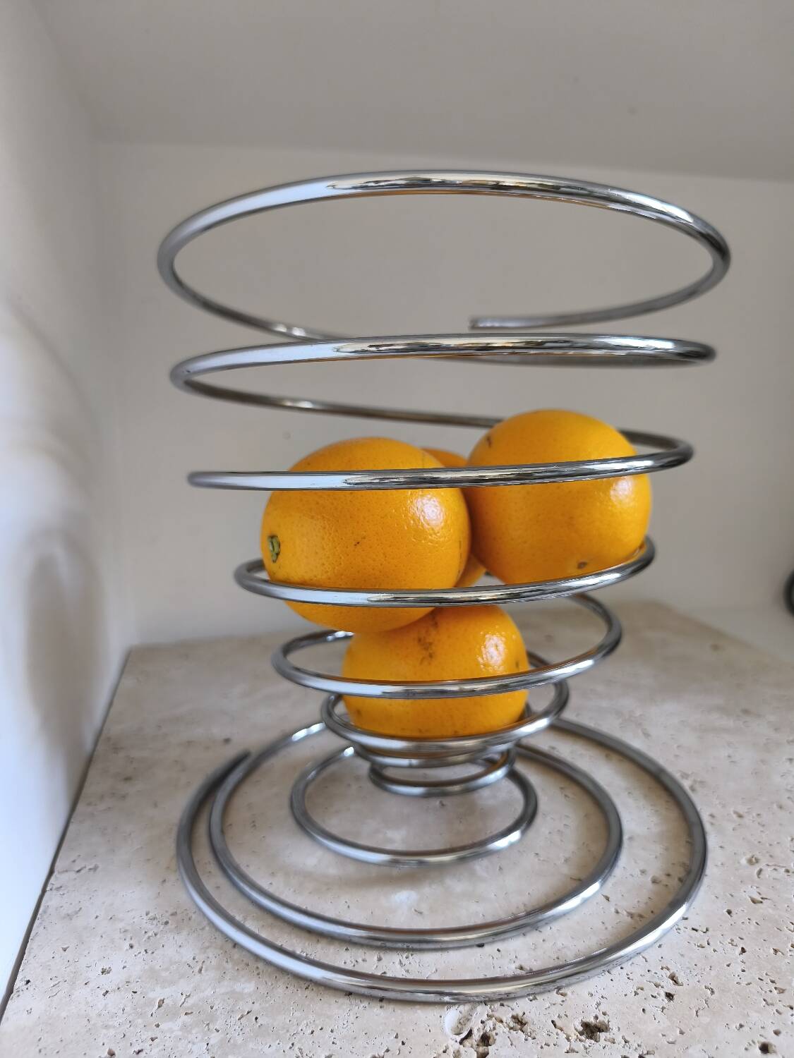 Chrome spiral fruit basket