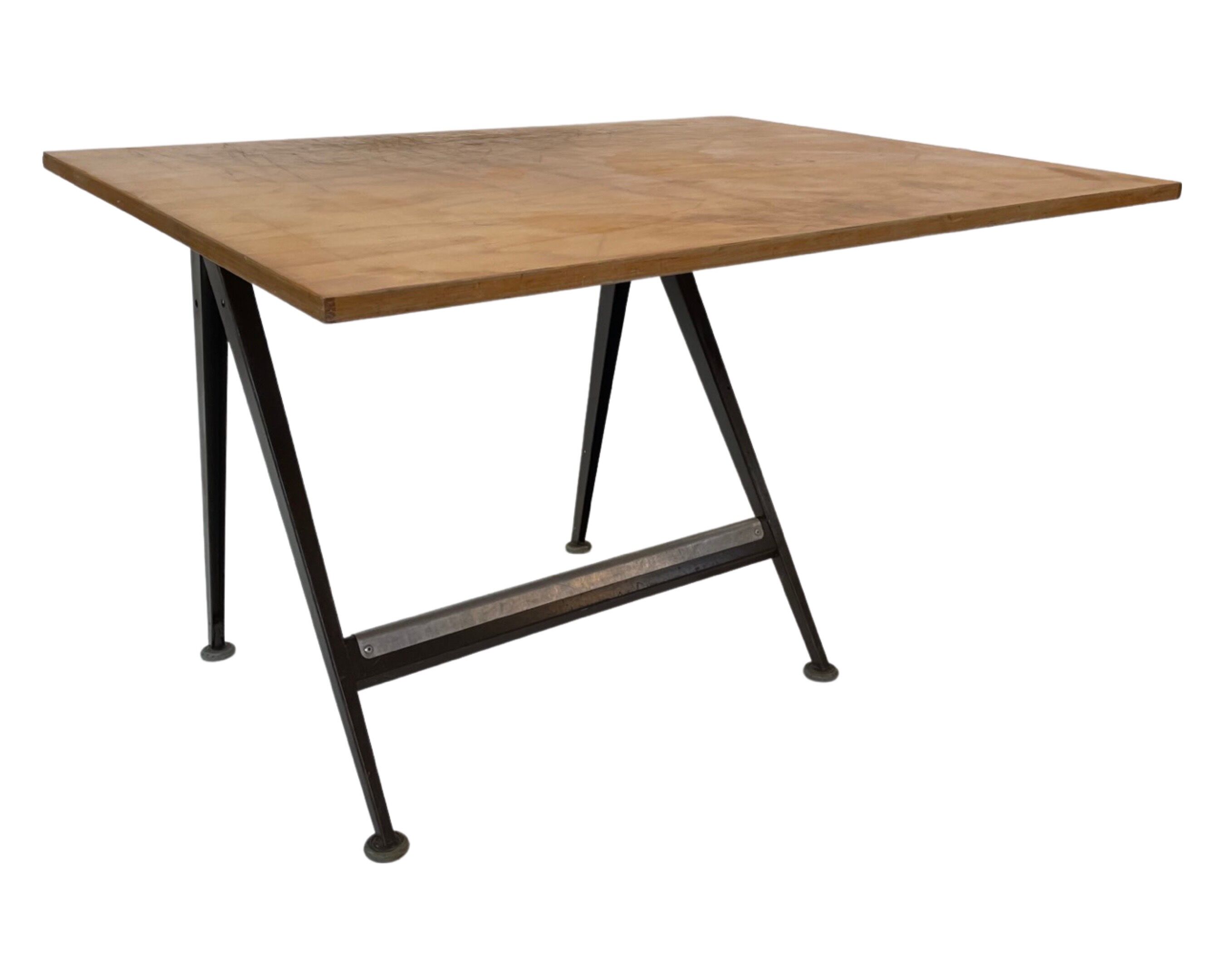 Drawing Table Reply Wim Rietveld and Friso Kramer for Ahrend by Cirkel