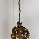 Vintage floral motif pendant, gold metal, France, 1970.