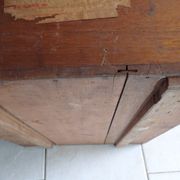 Ancien malle  de voyage militaire avec clé et étiquette en chêne