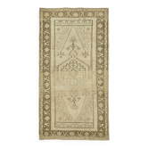 Turkish Vintage Anatolian Rug 140 cm x 257 cm