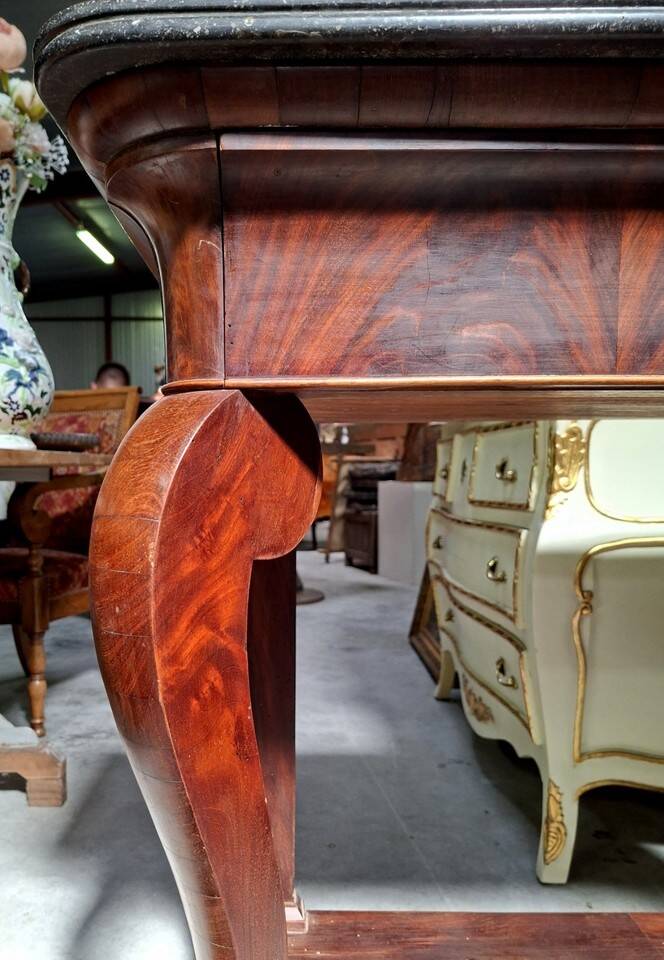Console d’époque Restauration en acajou – Dessus de marbre – XIXe siècle