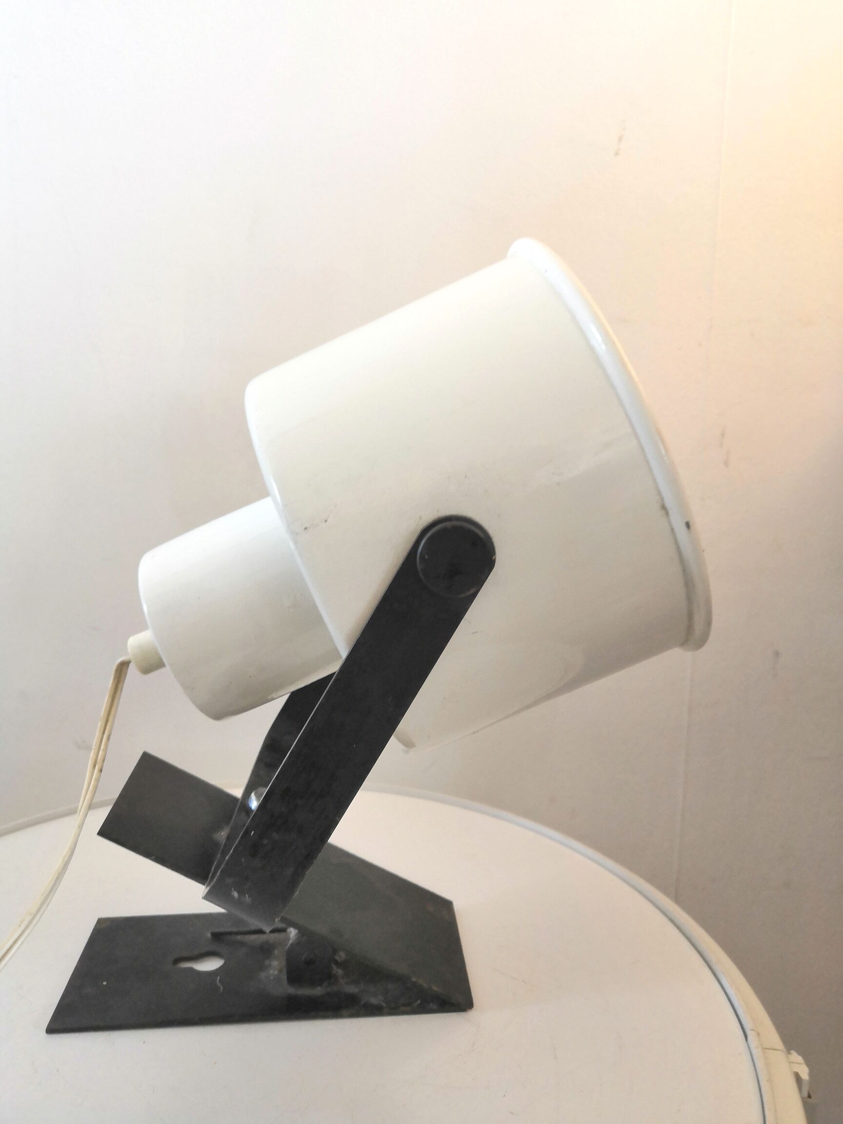 Clamp lamp design 70s