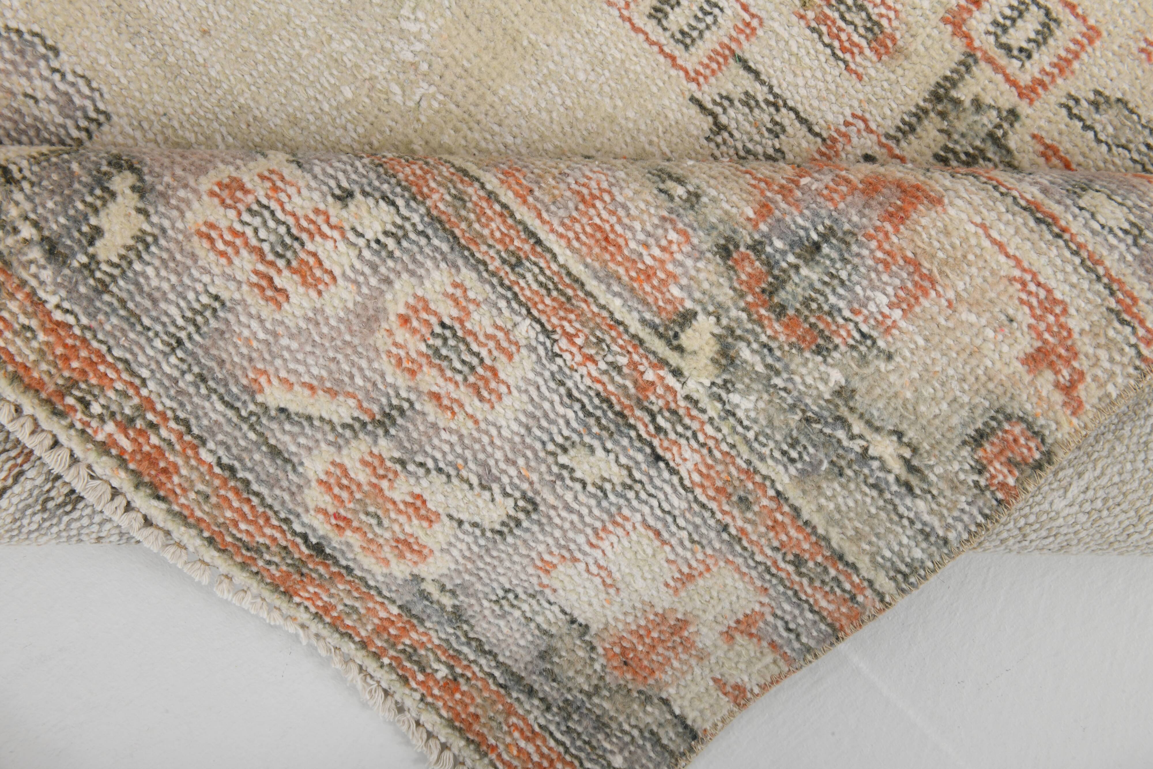 3x9 Cream Brown Persian Runner Rug, 88x272Cm