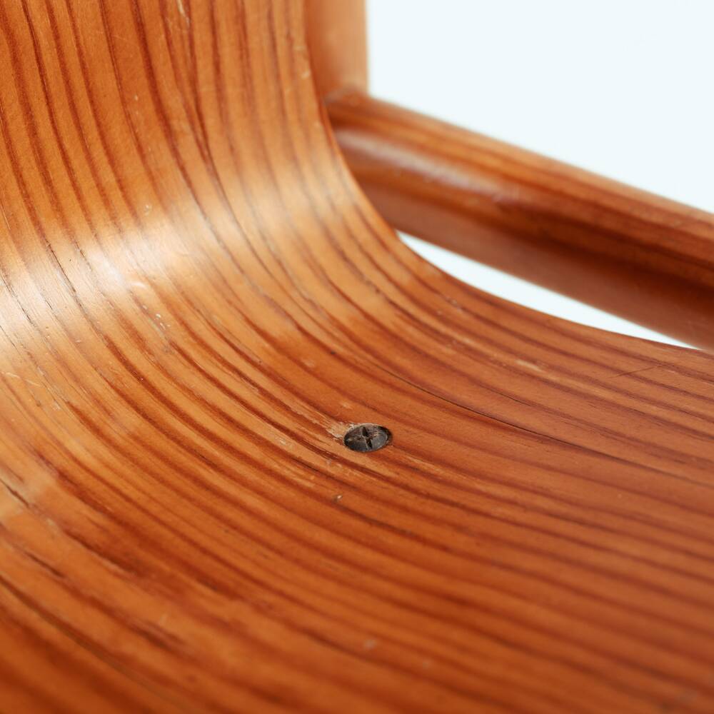 2 Knud Friis & Elmar Moltke Nielsen (Friis & Moltke) Pine dining Chairs