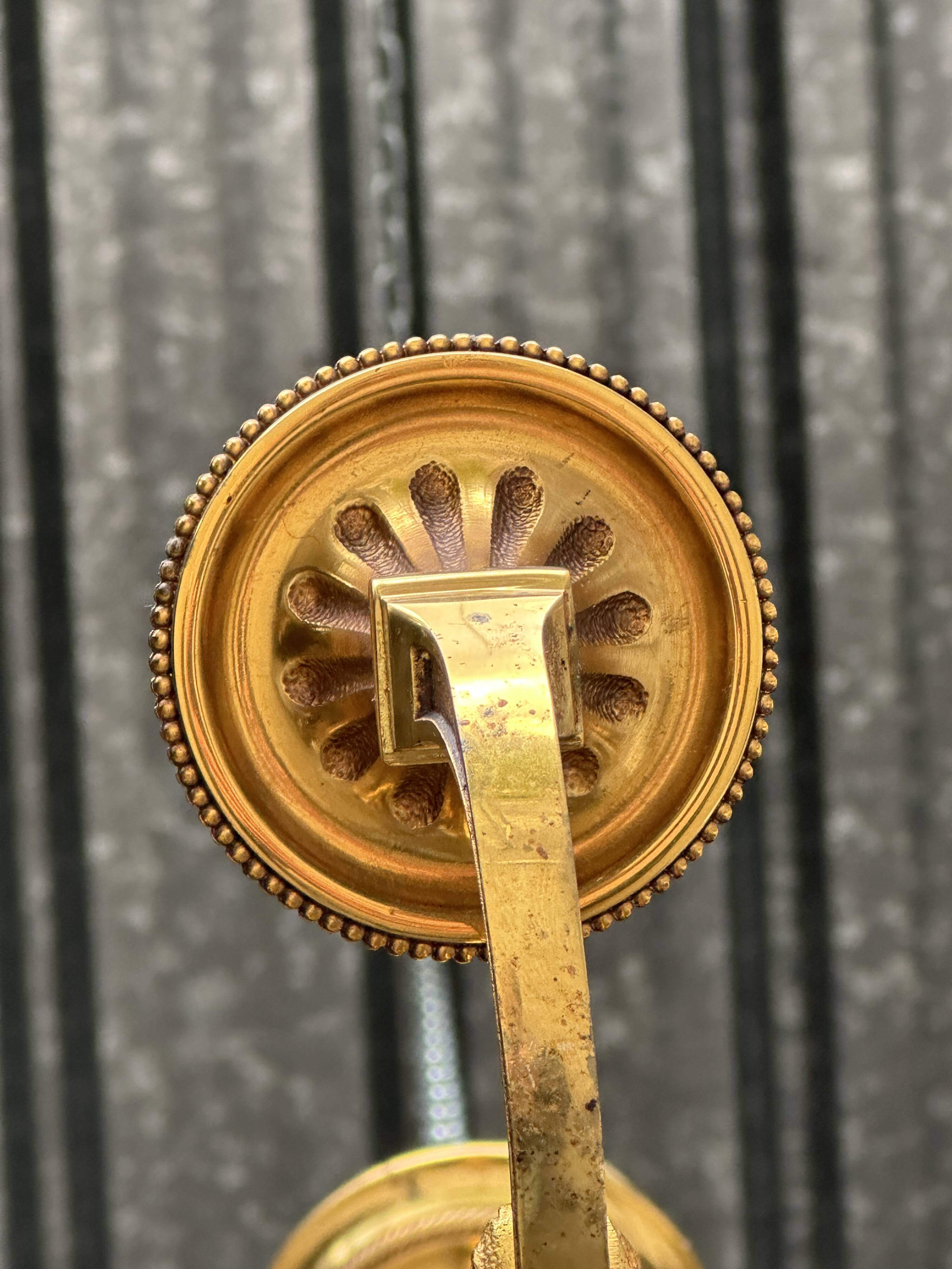 Classic 5-light gold chandelier