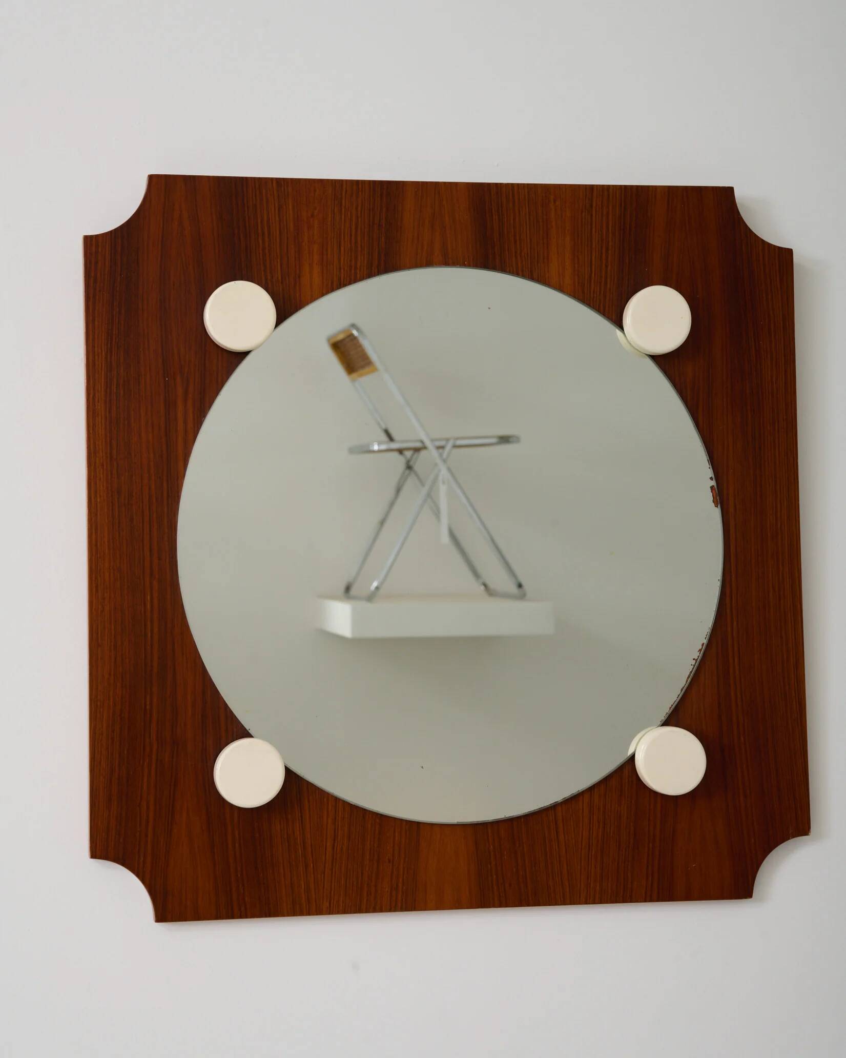 Miroir rond sur structure en teck, 1970