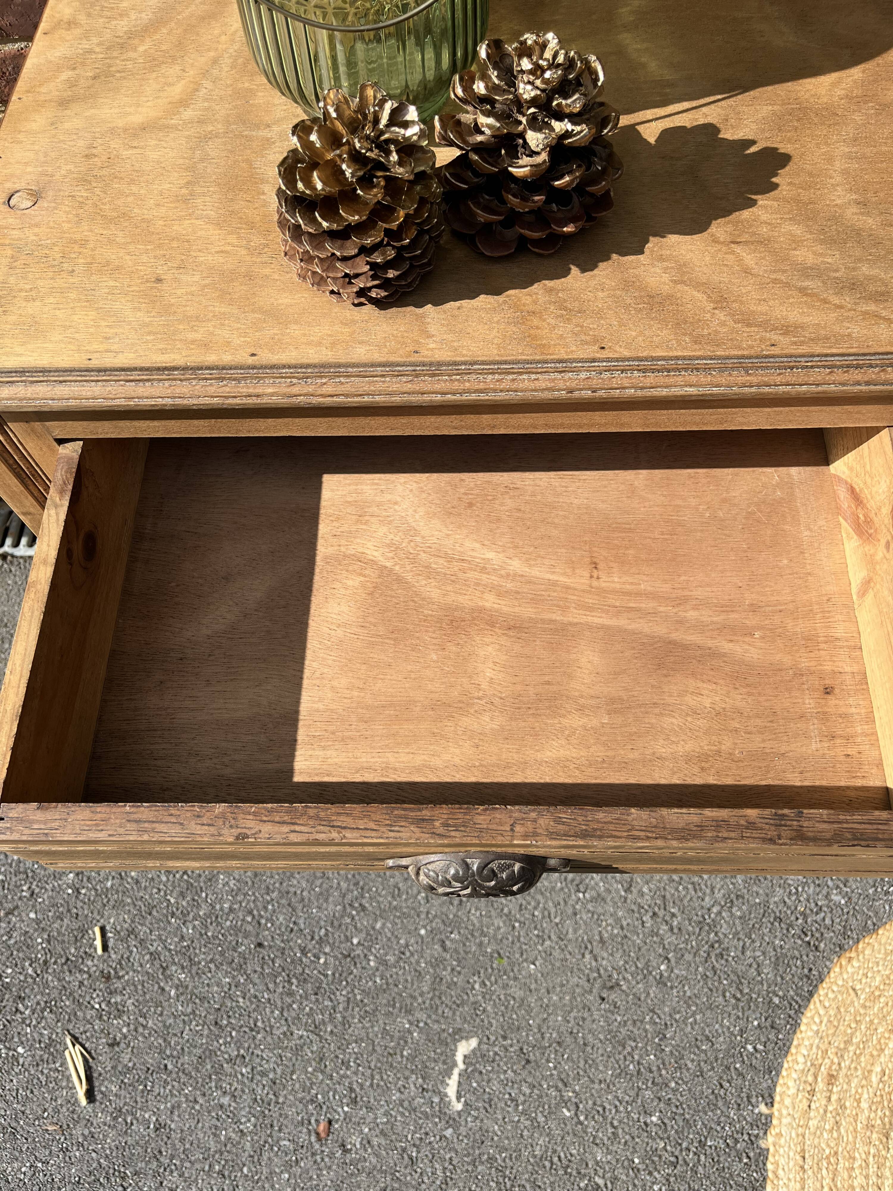 Art deco sideboard shell handles