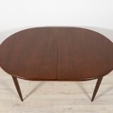 Mid-Century Teak Oval Dining Table from G-Plan, 1960s