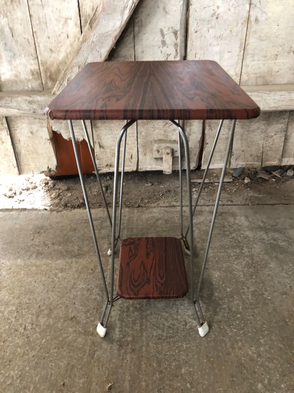 Sellette double plateau bois avec pieds métal courbé vintage