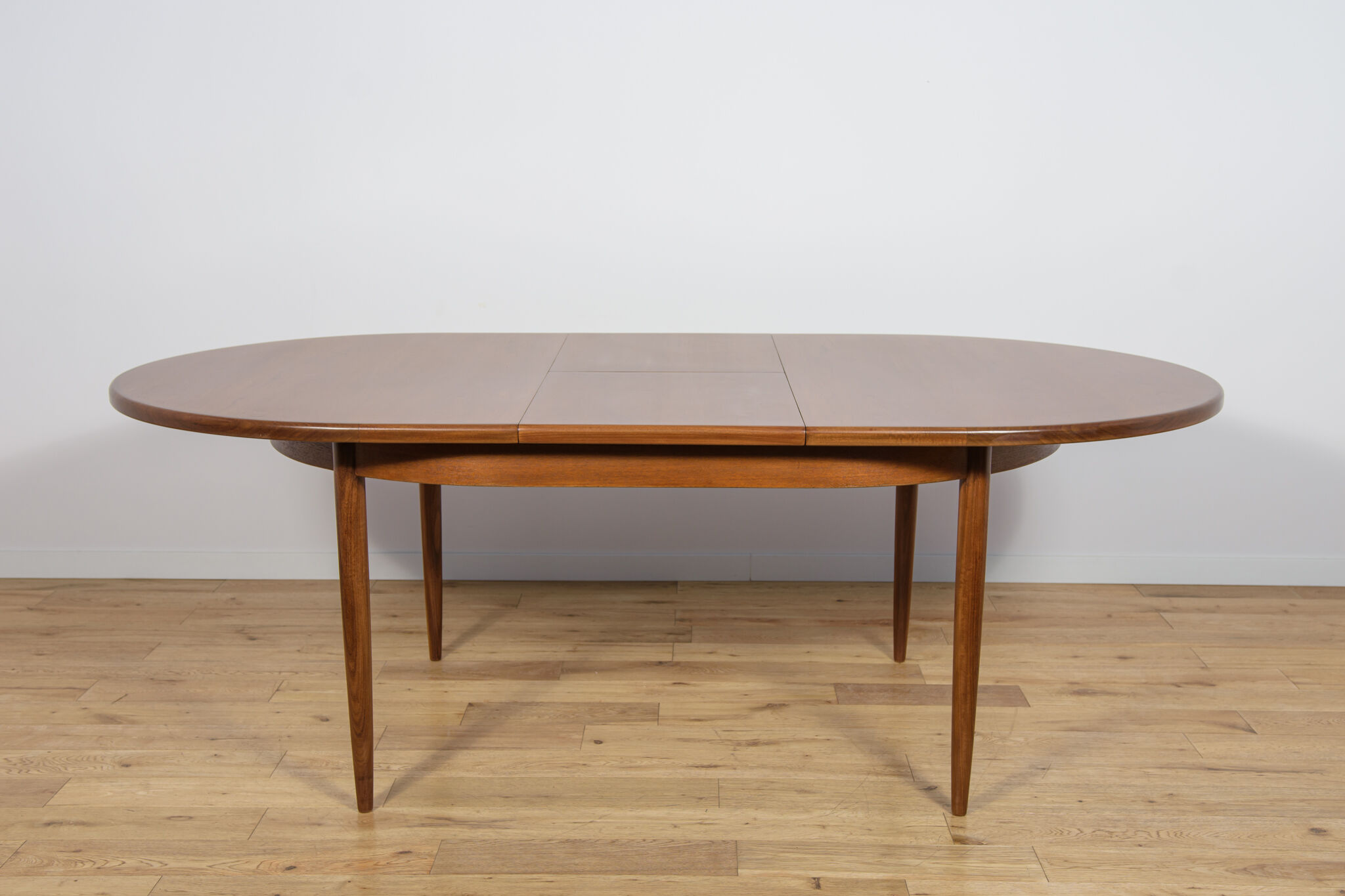 Mid-century modern teak oval dining table from G-Plan, United Kingdom, 1960s