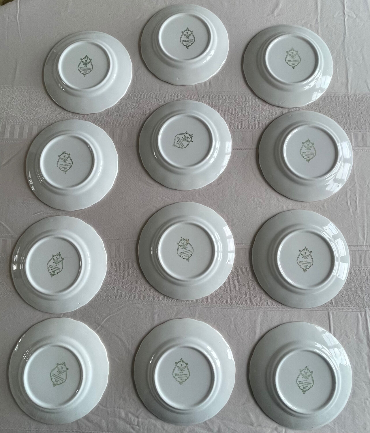 12 dessert plates Fontebasso Italy.